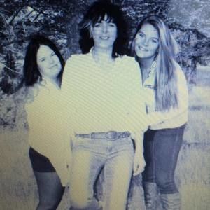 Meet your Posher, Evelyne